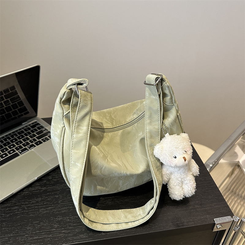 饺子包女日系ins百搭斜挎包休闲大容量牛津包学生上课通勤单肩包