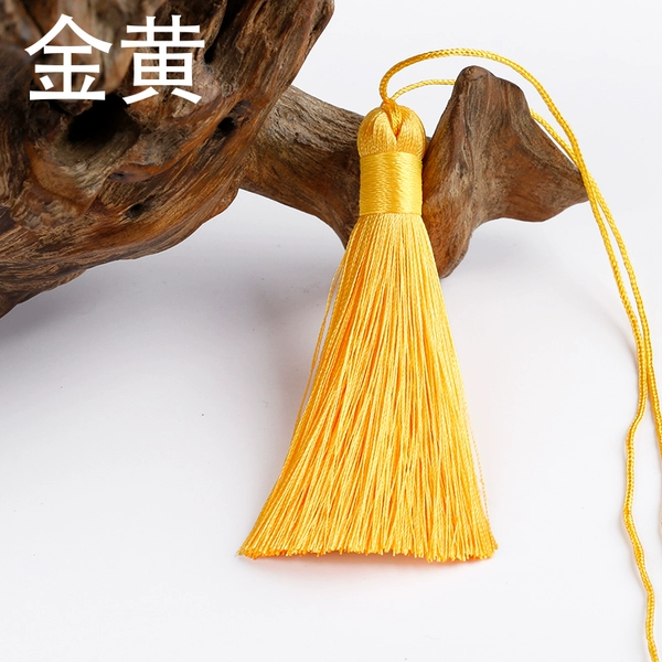 10 gold k style tassels