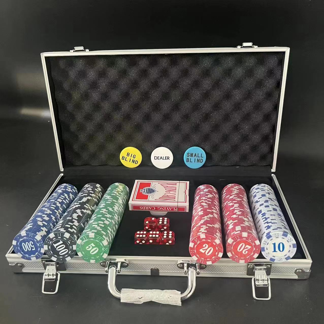 액면가 XW015 를 가진 300 장