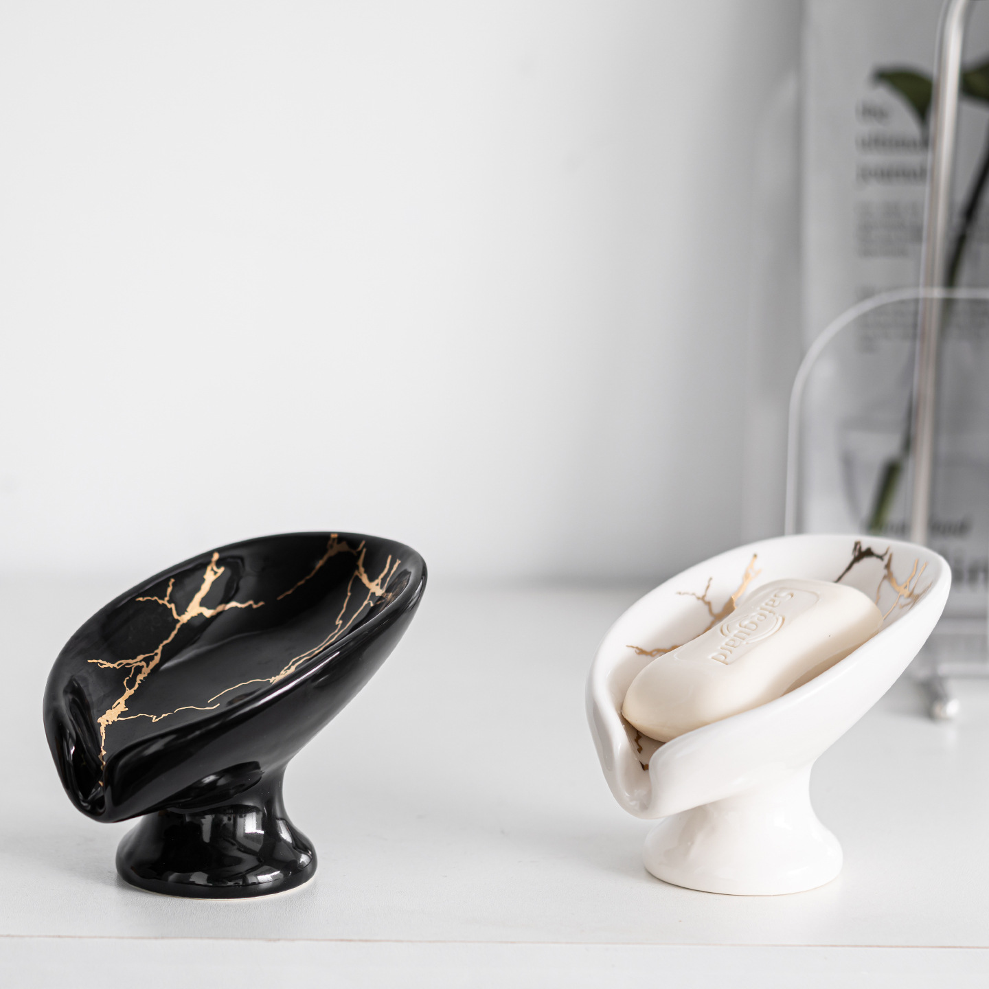 Moderno minimalista estante de jabón de banano creativo estante de jabón de cerámica decoraciones para el hogar de la vida decoraciones de alta calidad al por mayor