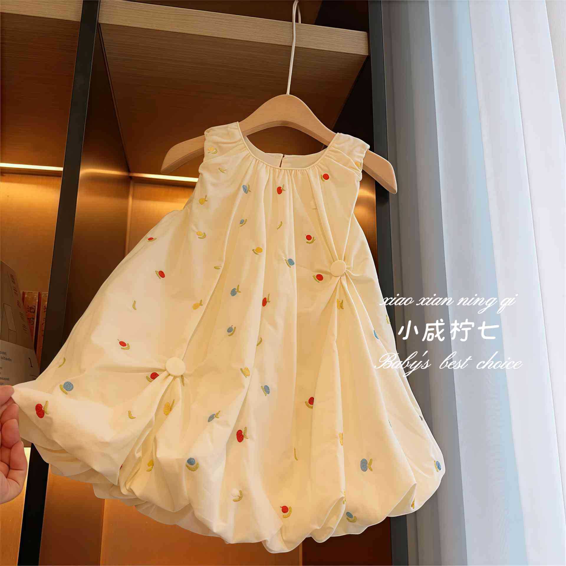 Summer sleevless dress girl's, with embroidery, western style