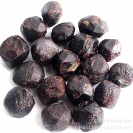 批发石榴石原石水晶宝石大颗石榴石碎石矿物标本