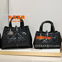 直接供給クロスボーダー新しい D ファミリートゥワジュールインディアンバッグダイアナ妃テングロゴチャーム脇の下ハンドヘルドレディースバッグ