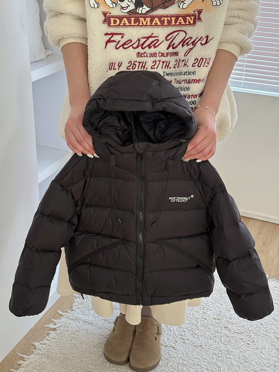 Otoño y invierno nuevos niños y niñas ropa de invierno de invierno para niños grandes al aire libre montaña chaqueta de pan al por mayor comercio exterior