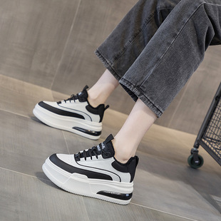 Leather Thick Sole Inner Heightening White Shoes for Women 2025 Autumn and Winter Fleece-Lined New Versatile Sports and Leisure Sneakers Trbottom