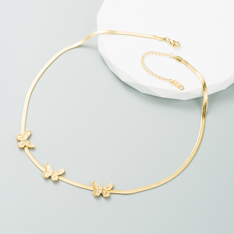 Fashion Butterfly Alloy Plating Choker