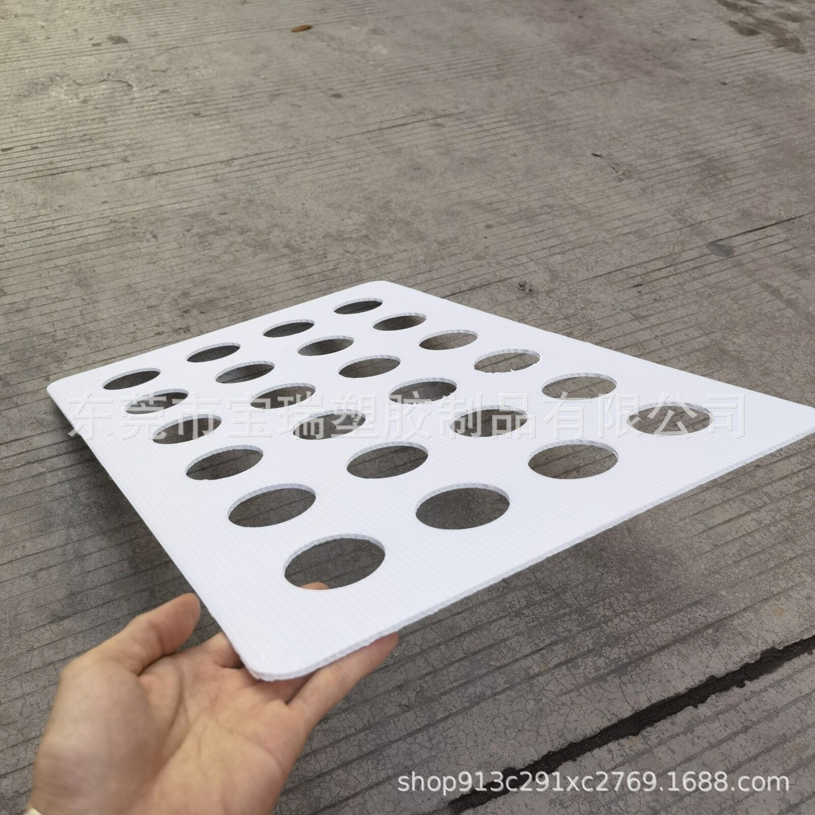 供应pp塑料中空板 彩色UV印万通版 聚丙烯塑料板 尺寸可任意分切