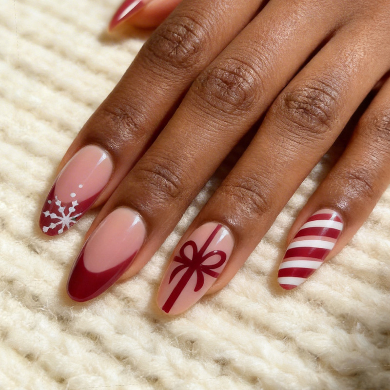 Christmas Nail Art Snowflake Bow Ribbon Fake Nails Short Water Drop Nails European and American Style 24-Piece Nail Set Wholesale Christmas Nail Art Snowflake Bow Ribbon Fake Nails Short Water Drop Nails European and American Style 24-Piece Nail Set Wholesale