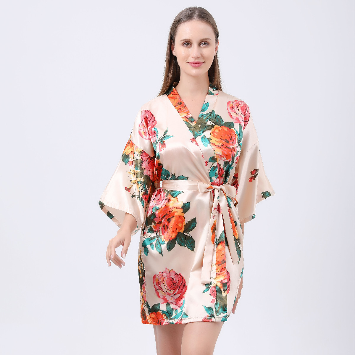 Camisón de la boda dorado peonía pintado a mano de seda artificial Novia vestido de maquillaje de la boda Vestido de la mañana comercio exterior