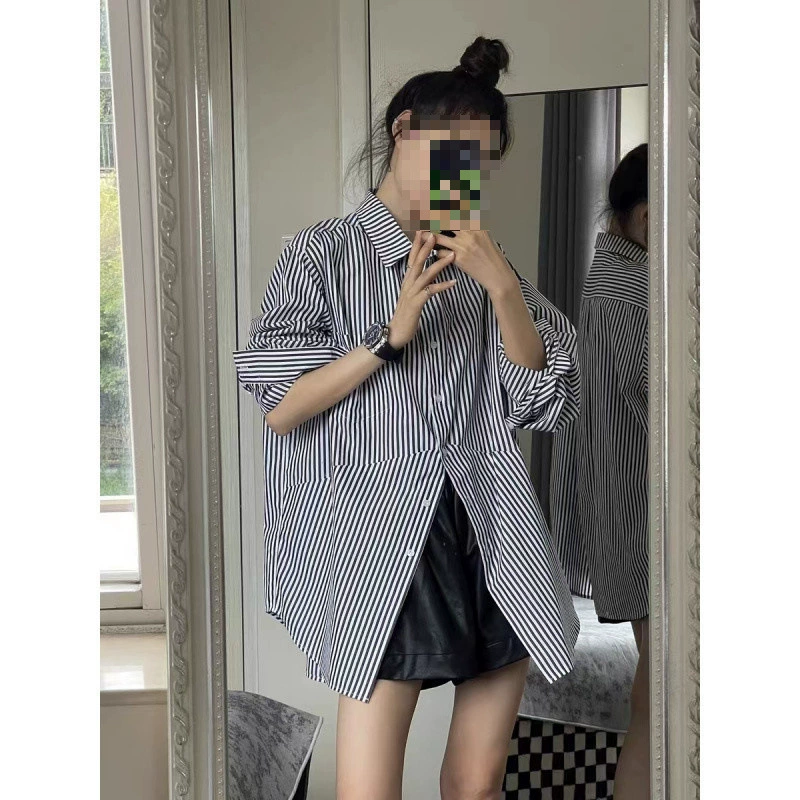 Женская рубашка-кардиган YS8 серо-белая в полоску, защита от солнца, новая нишевая модель 2025 года