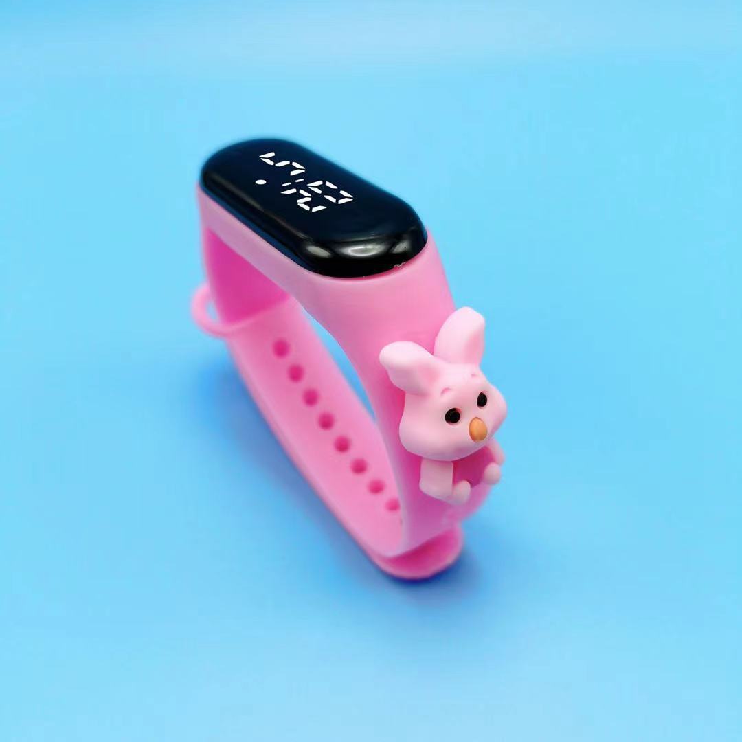 Reloj de muñeca Reloj electrónico de anime Crayon Shin-chan Reloj de escuela primaria de jardín de infantes led a prueba de agua