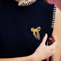 小众蝴蝶结胸针女高级感金属小香风配饰西装外套时尚高档胸针礼物
