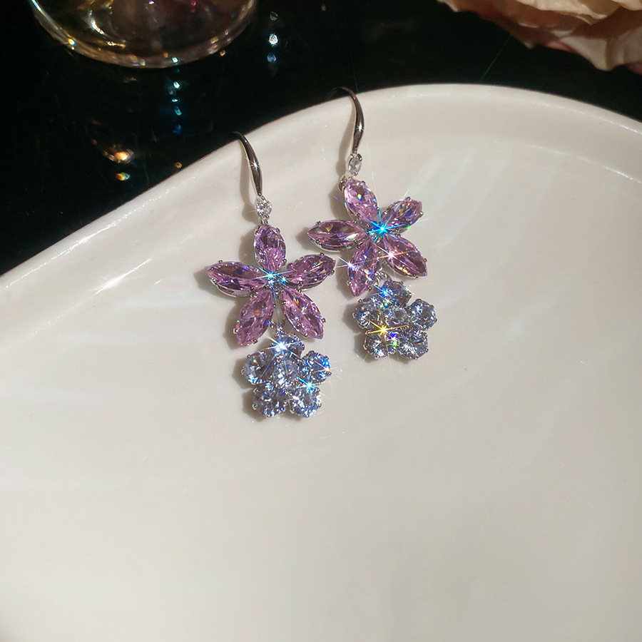 Flor de circón hoja gota de agua colgante collar conjunto de pendientes de lujo ligero industria pesada cadena de clavícula moda joyería de alta gama