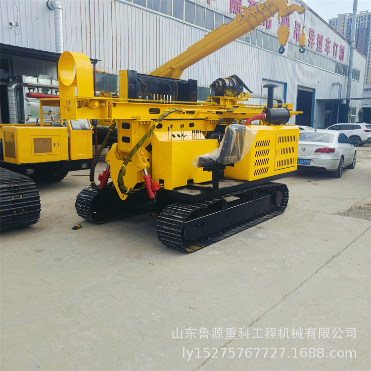 光伏打桩机履带式 太阳能电站光伏引孔机 3米成孔光伏潜孔钻机