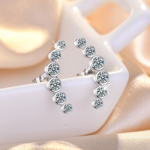 Japanese and Korean version of micro-paved zircon simple tassel earrings for female French students, fairy style super fairy ear jewelry
