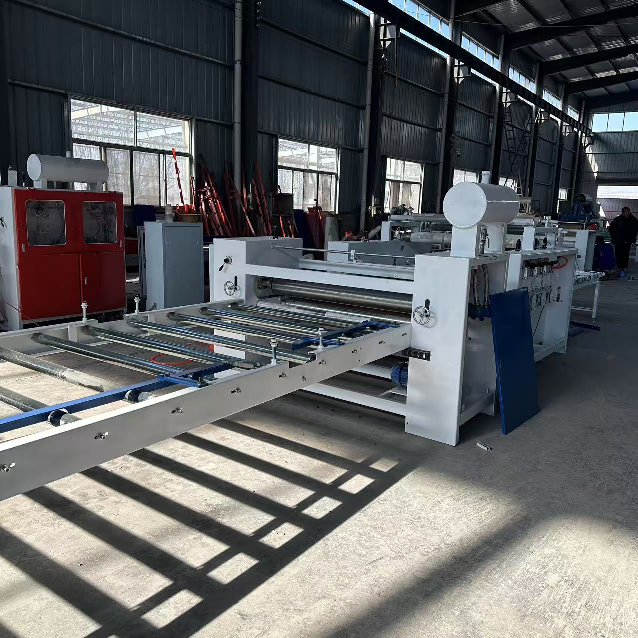 纸卷PE卷热复合机供应 导热油加热辊 eva发泡膜连续作业覆膜机