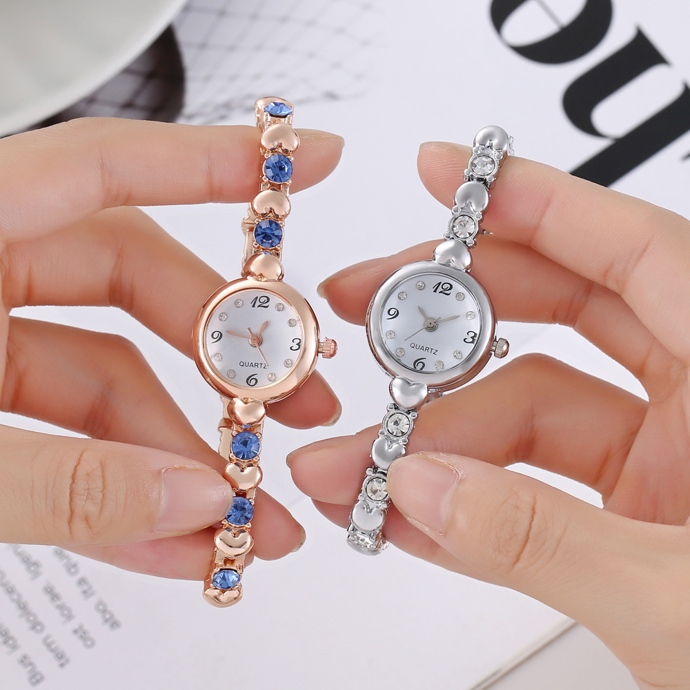 Wholesale European and American Fashion Trend Watches Steel Band Watches Fashionable Simple Scale Student Watches Ladies Bracelet Watches