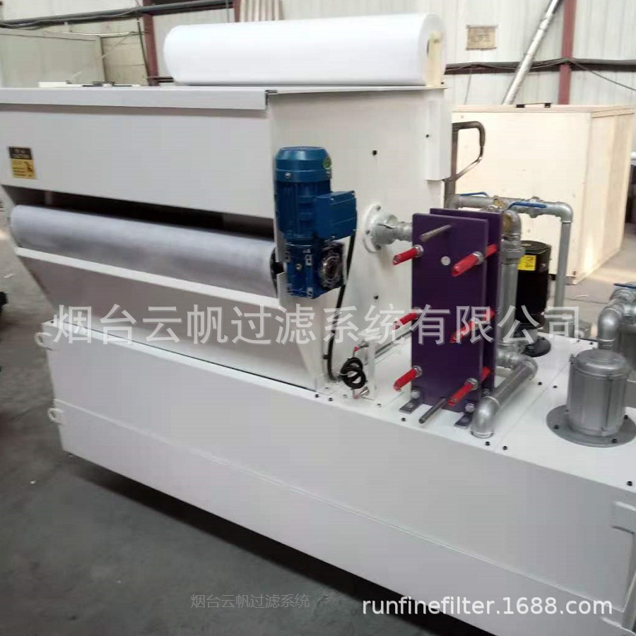 供应增加过渡水箱的固液分离纸带式过滤机(图)