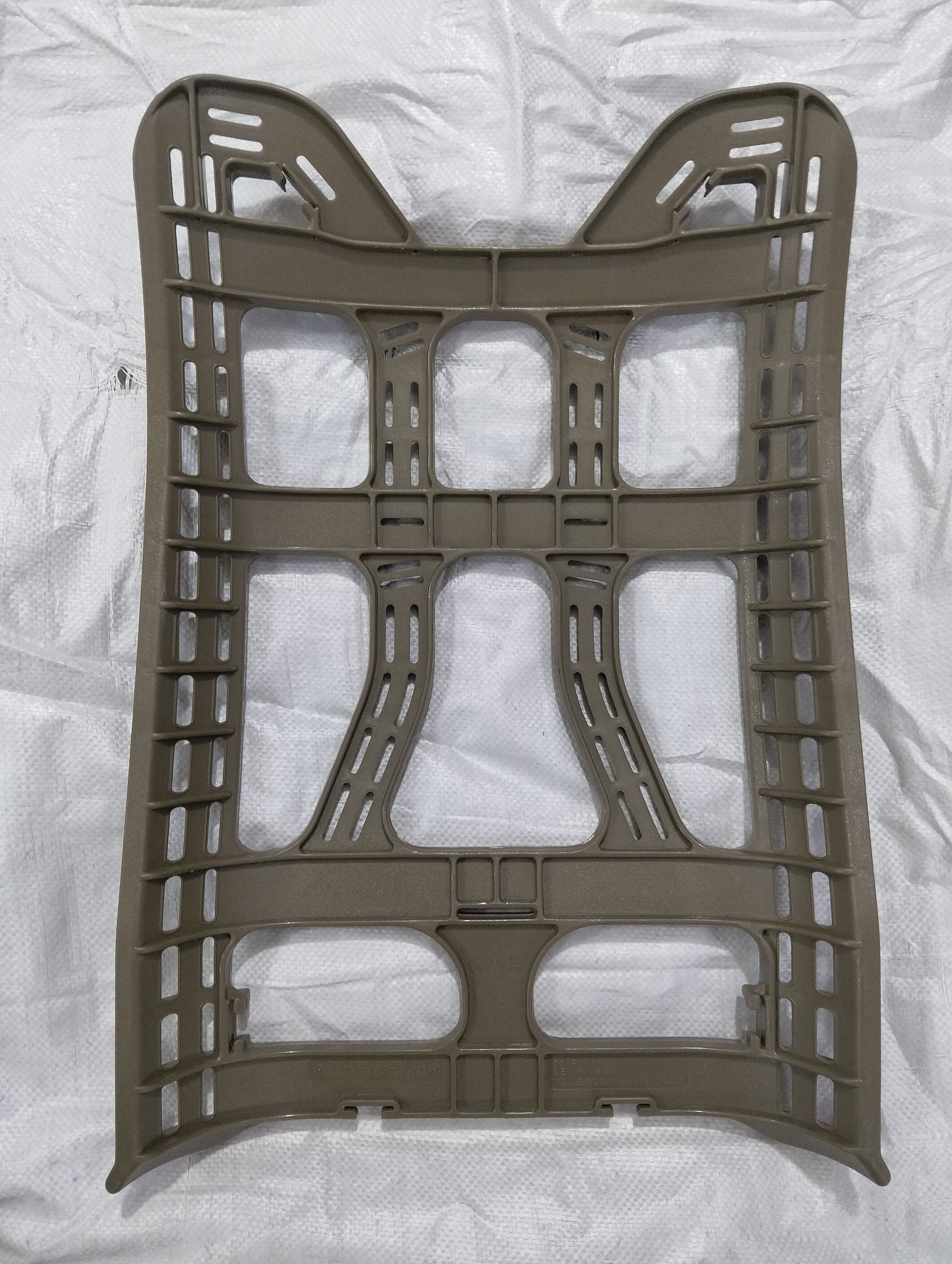 塑料背板  战术背架 背架箱包鞋服背架背板军训背包背架