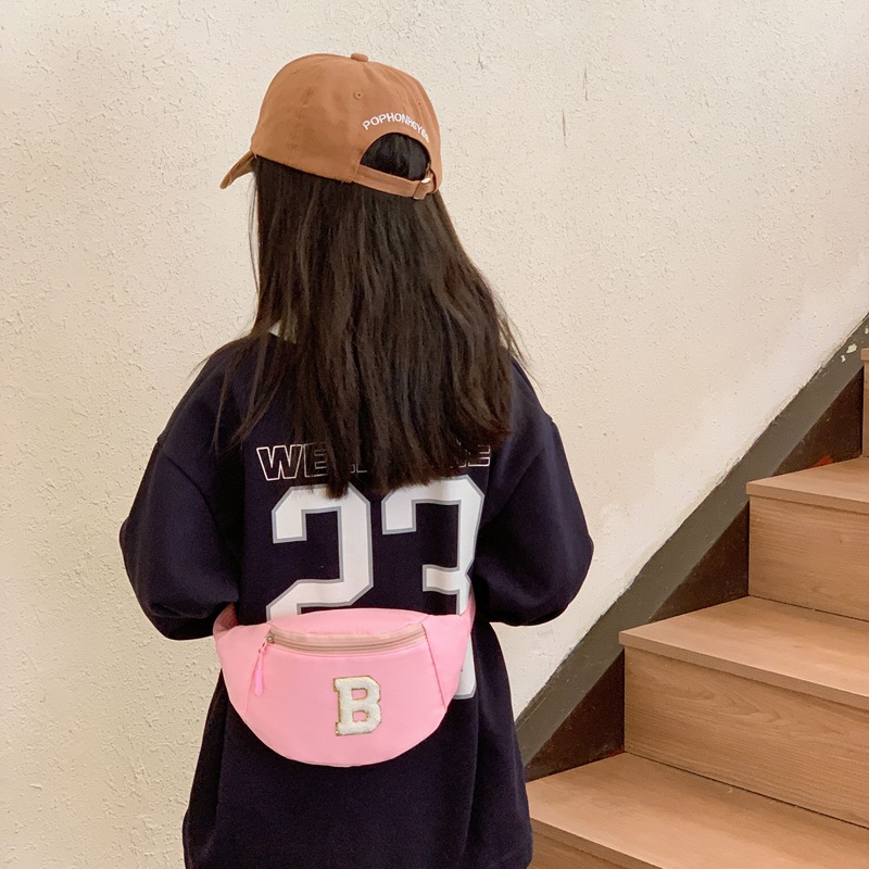 letras coreanas de estilo extranjero para niños y niñas bolsas de pecho simples ociosas bebés mochila 2026 nuevo comercio exterior bolsas de cintura para niños