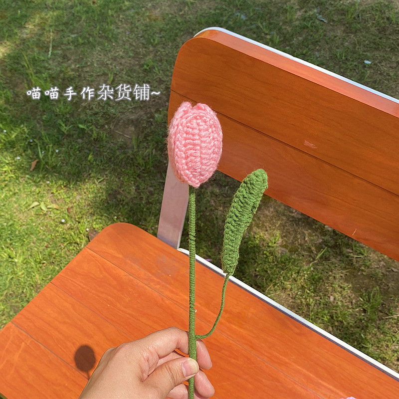 完成した手織りバラ、スズラン、ヒマワリ、造花、ウールニットブーケ、花飾り、ギフト|undefined