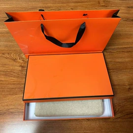 女式羊绒衫;男式羊绒衫;成人帽