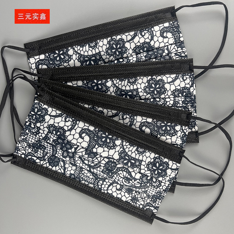 成人一次性口罩秋冬加厚三层防护口罩黑色印花蕾丝款