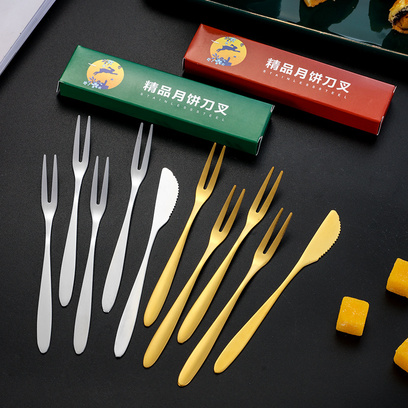 Venta al por mayor de acero inoxidable Tenedor de fruta de dos dientes pastel de palo de fruta cuchillo de pastel de luna de mediados de otoño de acero inoxidable y tenedor juego de caja de regalo traje