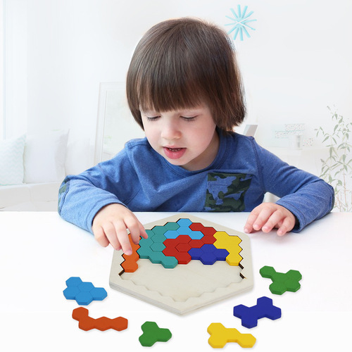 Children, adults and the elderly wooden interesting ever-changing honeycomb puzzle game, manual brain puzzle toy