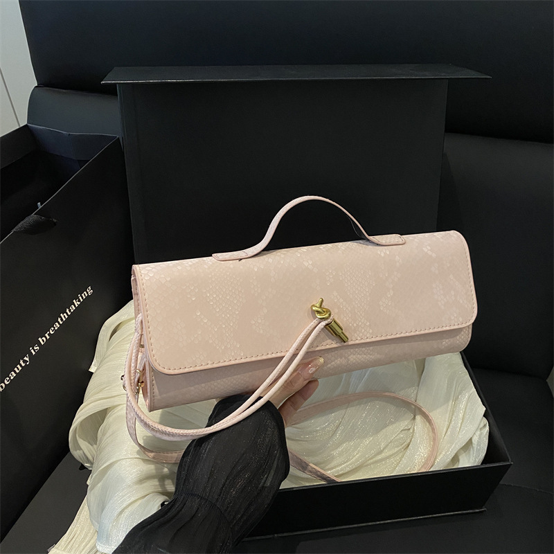 Women's Bag 2026 New Niche Style Handbag Evening Crossbody Bag Trendy Crocodile Pattern Crossbody Bag Stylish Baguette Bag Women's Bag 2026 New Niche Style Handbag Evening Crossbody Bag Trendy Crocodile Pattern Crossbody Bag Stylish Baguette Bag