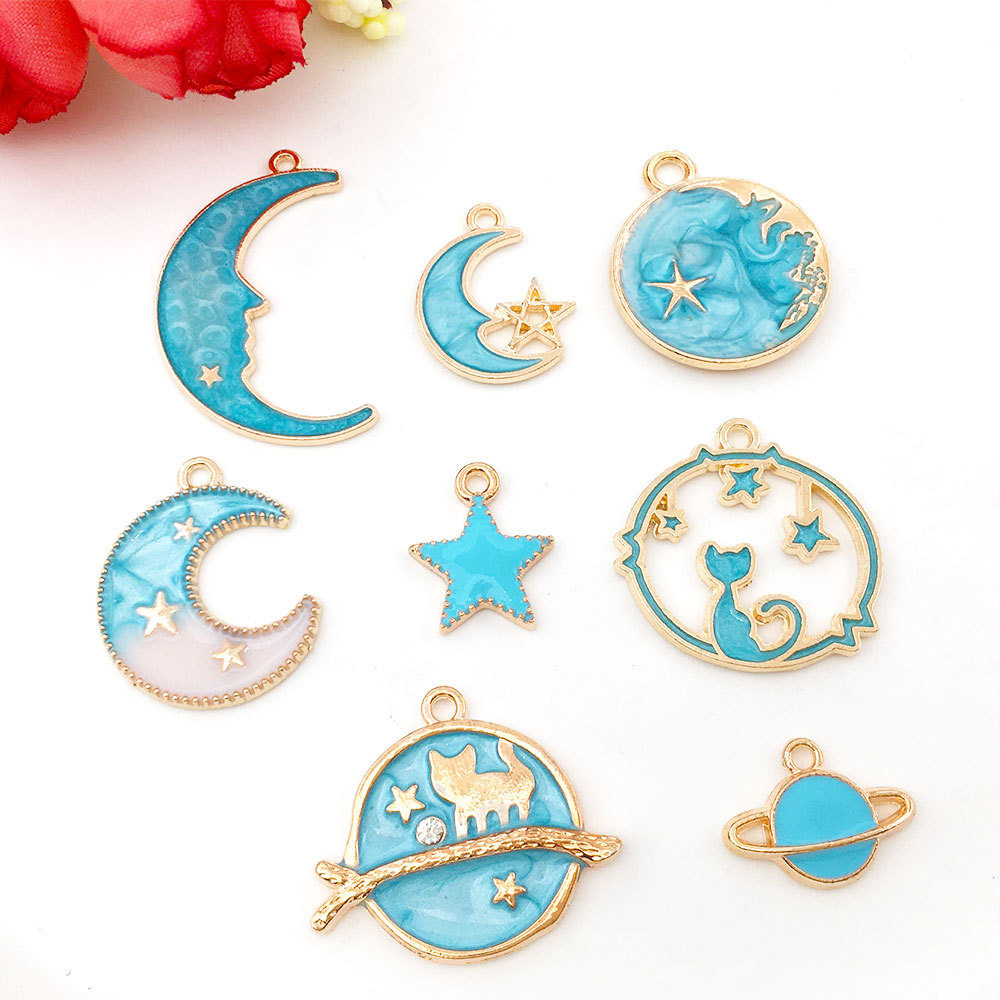 23g Weight Pendant Jewelry Making Type 21 * 25mm, 24*24mm, 24*32mm Jewelry Making Size Rhinestones Inlay Material DIY Jewelry Accessories Classification 1 Set Quantity Alloy Material Star, Moon, Cat Pattern Enamel, Inlay Design Casual, Simple Style Style 1 Set 21 * 25mm 24*24mm 24*32mm Alloy Rhinestones Star Moon Cat Pendant 6