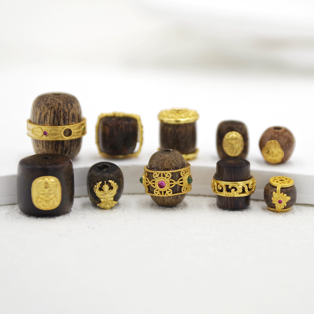 Natural Agarwood Accessories S925 Silver Gold-Plated Bracelet Necklace Bracelet Accessories DIY Handmade Spacer Beads Semi-Finished Products