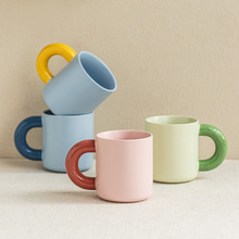 �ǹ�ɫ����ײɫ�R�˱������մɱ����lˮ���豭���s�͏dֱ�����ȱ�