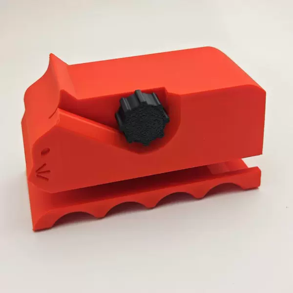 Red (with knife)