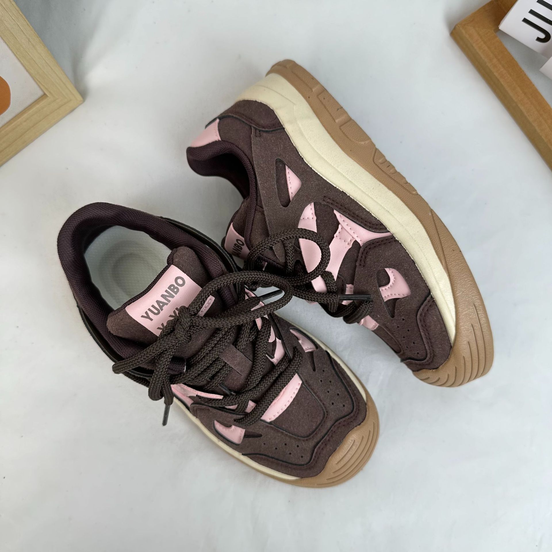 Meilad retro versátil zapatos de entrenamiento alemán zapatos de mujer otoño 2024 nuevo cordón zapatos de plancha gruesa zapatos deportivos casuales