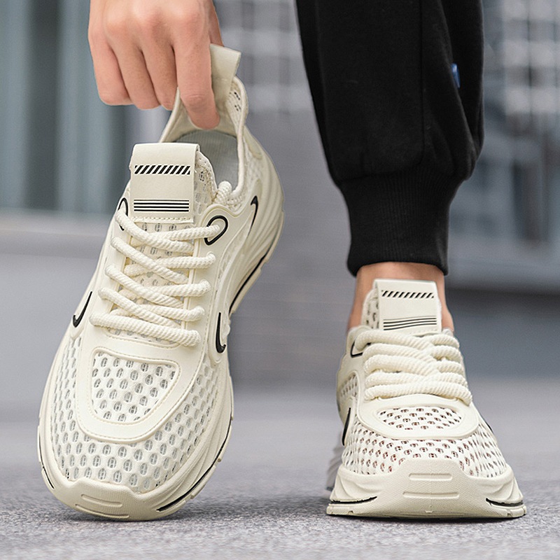 Zapatos deportivos casuales verano para hombres 2025 nuevos zapatos huecos de malla para hombres zapatos de malla grande para hombres aumentados en 45 tallas grandes