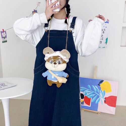 Squirrel bag 18-year-old surprise birthday gift for girlfriend, best friend, practical Christmas gift for boy, cute plush bag