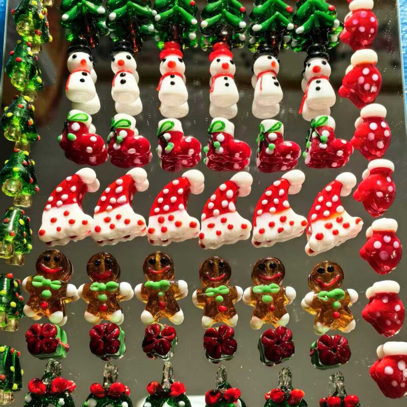 Christmas Multi Series Glass Beads Christmas Tree Christmas Socks DIY Jewelry Wholesale Christmas Multi Series Glass Beads Christmas Tree Christmas Socks DIY Jewelry Wholesale