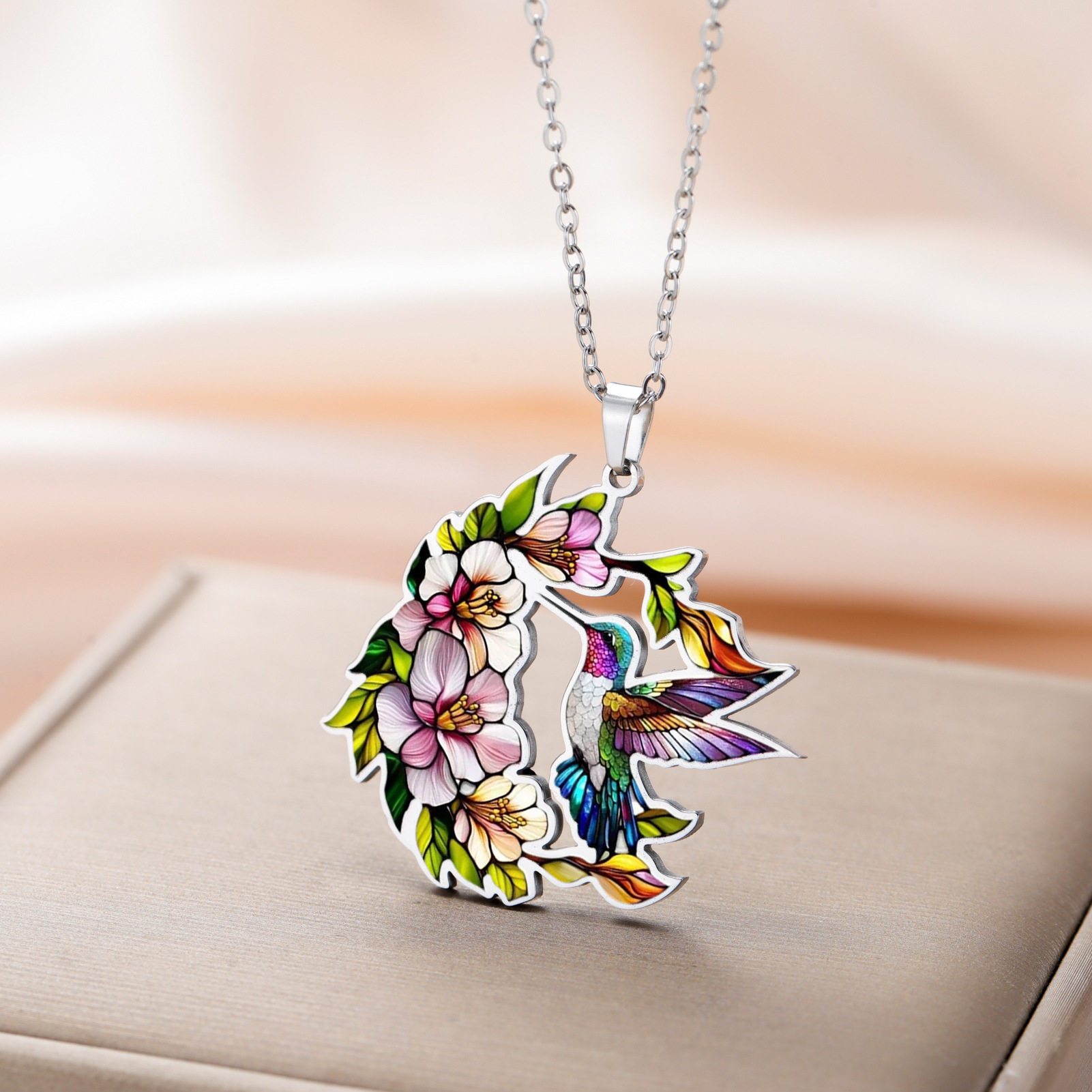 跨境热卖开春蜂鸟花卉彩色色彩丰富的女士锁骨链304不锈钢项链