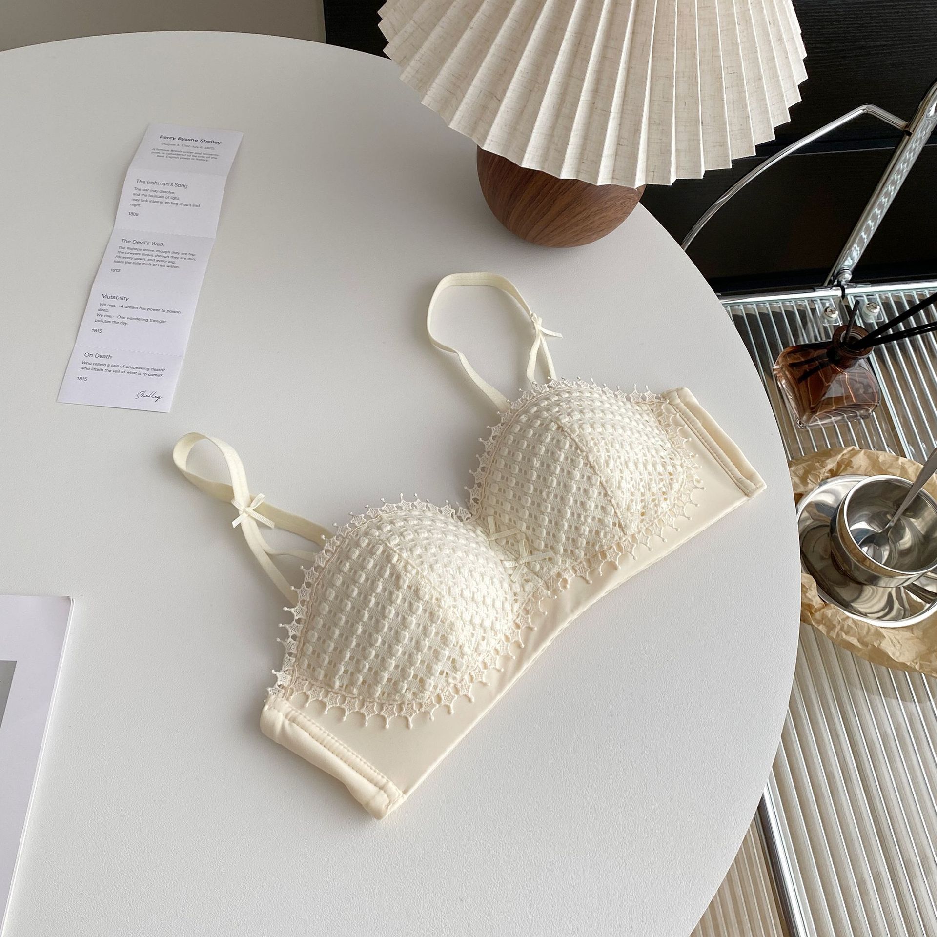 Ropa interior francesa de dos prendas sin tirantes, pecho pequeño, cuidado grande, sujetador Tovin sin anillo de acero