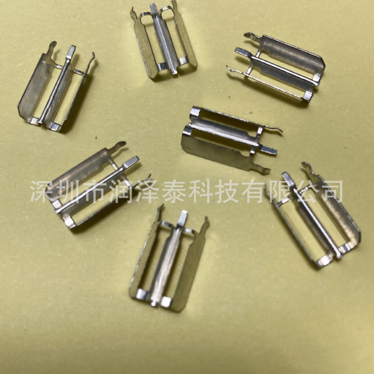 各种五金冲压件、弹片、散热片、充电器AC弹片、配重铁等