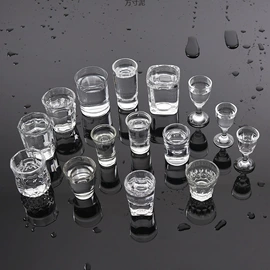 女士单肩包;女士斜挎包;旅行箱