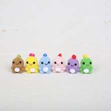 迷你糖豆小恐龙超萌卡通手工编织玩偶小朋友六一礼物礼品挂件包挂