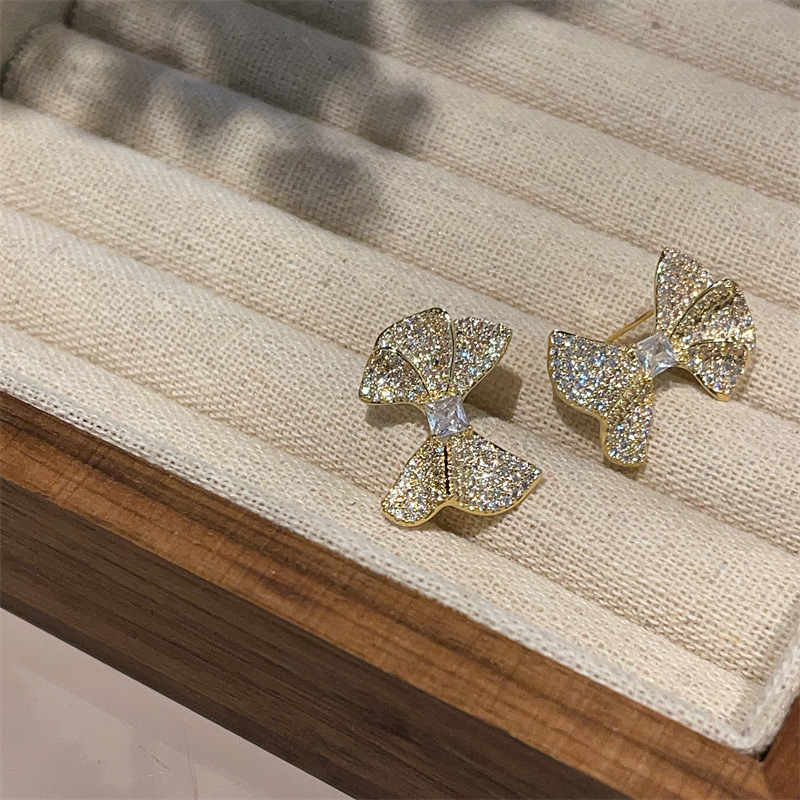 1 Pair Sweet Simple Style Bow Knot Plating Inlay Copper Zircon Ear Studs display picture 3
