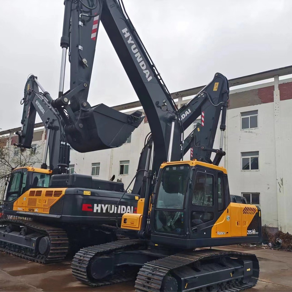 Ventas mensuales de 200 conjuntos de segunda mano Hyundai 215 Hyundai 225 Hyundai 275 Excavadora línea de exportación exclusiva