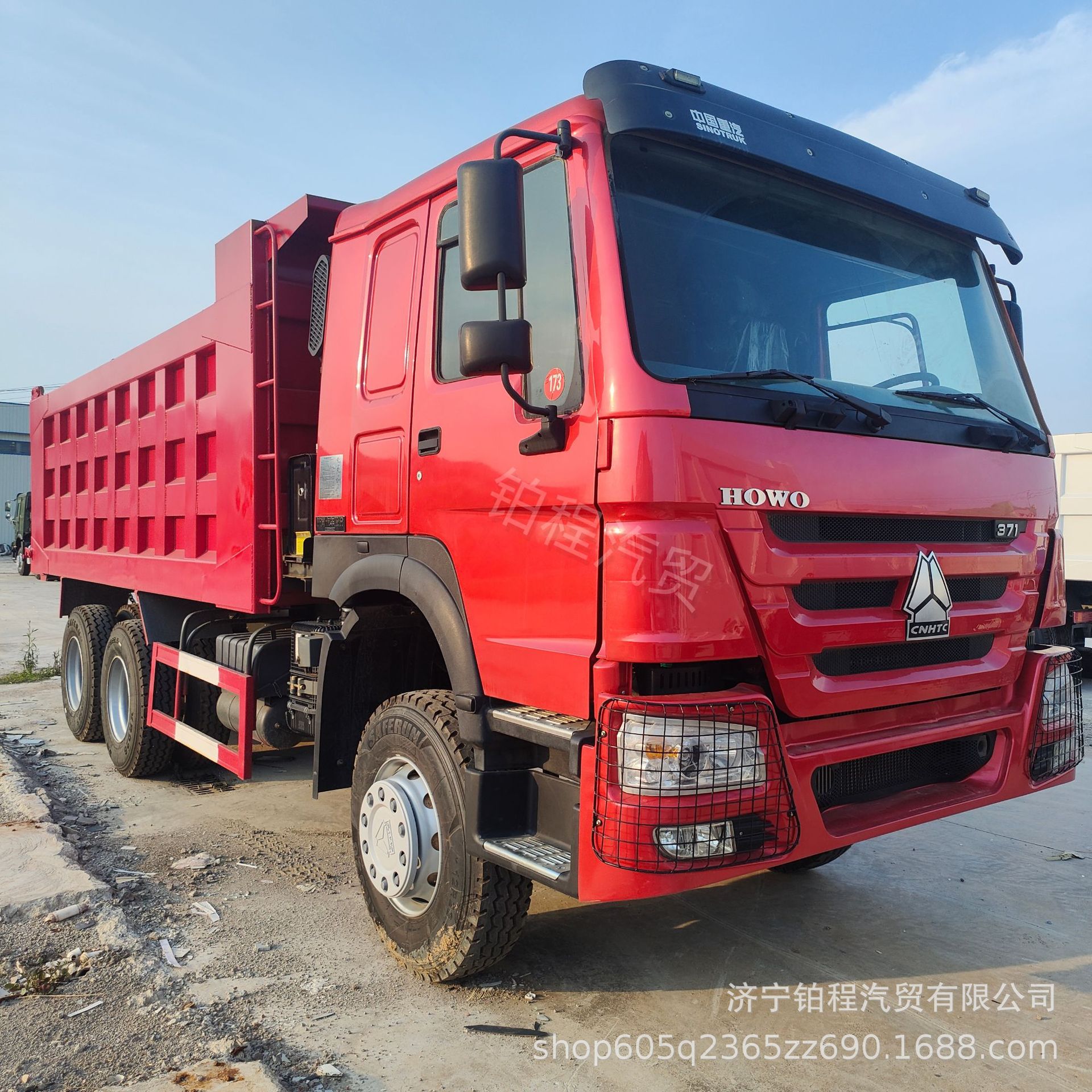 Export cross-border brand new Sinotruk Howo 6*4 dump truck, 400 horsepower, rear-tipping muck truck for mining areas