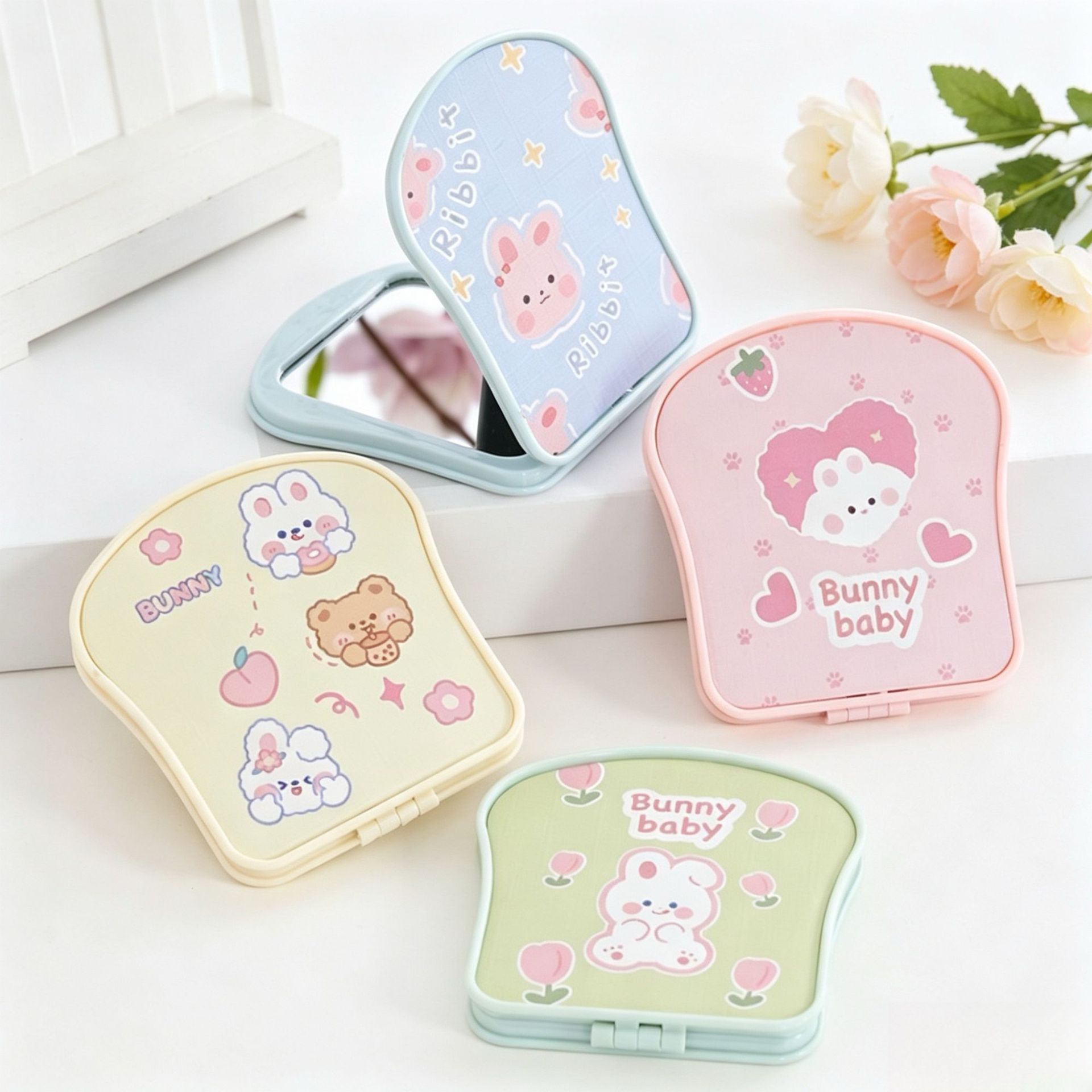 Espejo de Maquillaje Portátil Animado de Vidrio Redondo Mini