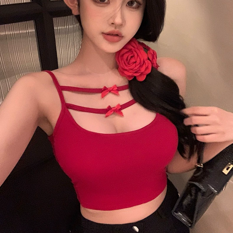 Short top with cups, fitted tank top, beautiful back