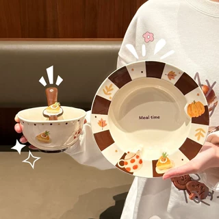 可爱卡通碗碟套装陶瓷餐具高颜值家用碗盘子一人食酸奶碗甜品盘