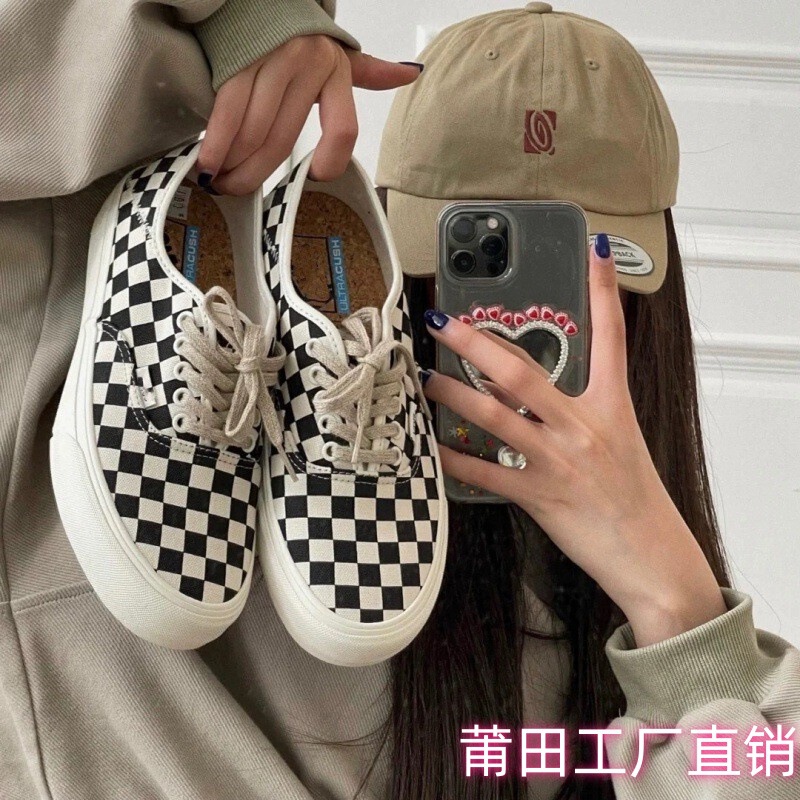Putian Version Vance Black and White Checkerboard Couple's Shoes Anaheim Era Green Used Women's Canvas Shoes with Raw Rubber Sole